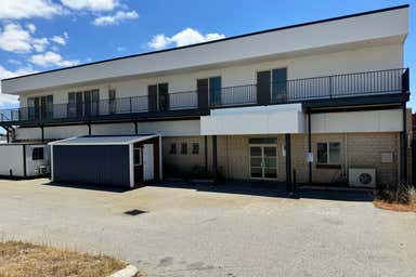 35 Truganina Road Malaga WA 6090 - Image 4