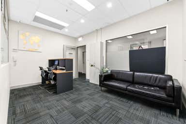 407/39 Kingsway Glen Waverley VIC 3150 - Image 3