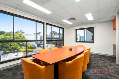 2/109 Riverside Place Morningside QLD 4170 - Image 3