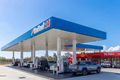 United Petroleum , 18A Saleyards Road Yamanto QLD 4305 - Image 3