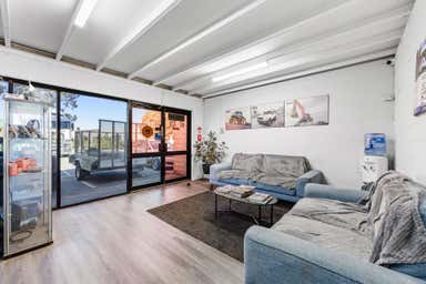 2/726 Marshall Road Malaga WA 6090 - Image 4