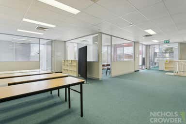 65 Frankston Gardens Drive Carrum Downs VIC 3201 - Image 4