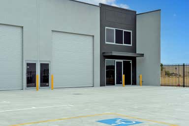 34 Sunderland Crescent Butler WA 6036 - Image 4