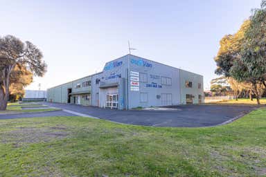 2-4 Henry Wilson Drive Rosebud VIC 3939 - Image 3