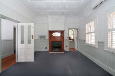 'Lochinvar', 14 Grose Street Leura NSW 2780 - Image 3