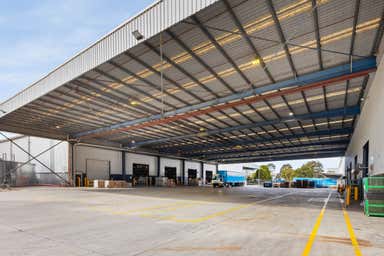 Star Track Express Warehouse, 32 Sargents Road Minchinbury NSW 2770 - Image 3