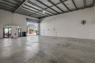 8/24 Carroll Street Wilsonton QLD 4350 - Image 3