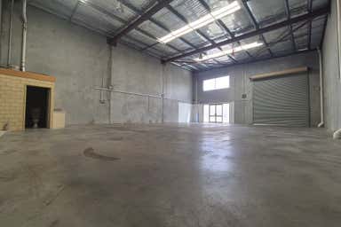 244 Beringarra Avenue Malaga WA 6090 - Image 3