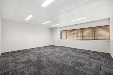 2/35 Neon Street Sumner QLD 4074 - Image 3