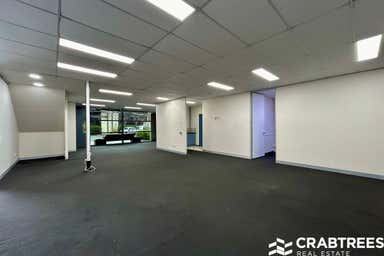 8/21 Howleys Road Notting Hill VIC 3168 - Image 3