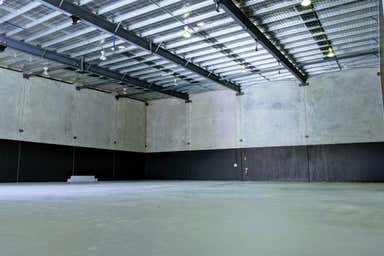 4 Motorway Circuit Ormeau QLD 4208 - Image 3