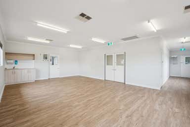 218 Santa Barbara Parade Quinns Rocks WA 6030 - Image 3