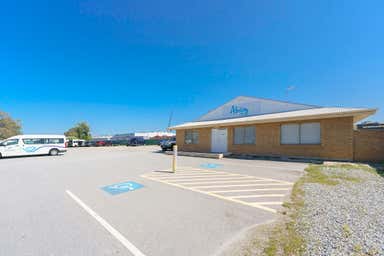 122-124 Mills Street Welshpool WA 6106 - Image 4