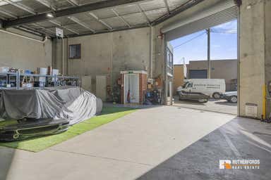 7 Sabre Crescent Tullamarine VIC 3043 - Image 3