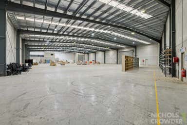 65 Frankston Gardens Drive Carrum Downs VIC 3201 - Image 3