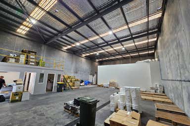 10B Pavers Circle Malaga WA 6090 - Image 4