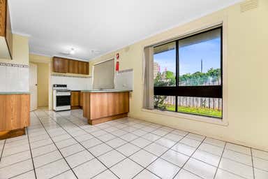 Unit  2, 204 Sladen Street Cranbourne VIC 3977 - Image 3