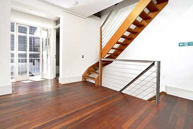 8 Bourke STREET Woolloomooloo NSW 2011 - Image 3