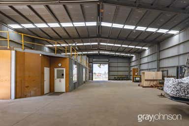 12 Ayton Street Sunshine North VIC 3020 - Image 3