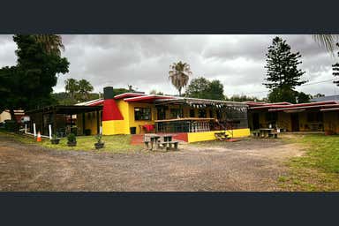 MT PERRY GRAND HOTEL, 74 Huesman Street Mount Perry QLD 4671 - Image 3