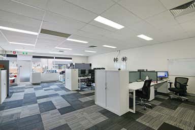 U4, 3 King Edward Road Osborne Park WA 6017 - Image 4