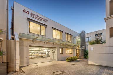 44 Macfarlan Street South Yarra VIC 3141 - Image 2