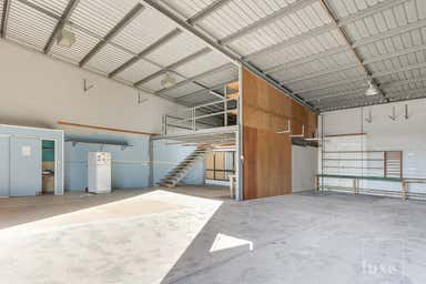 Unit 1 A, 12 Bearing Avenue Warana QLD 4575 - Image 3