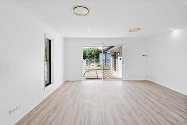 126 Olsen Avenue Arundel QLD 4214 - Image 2