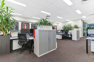 22 Garden Boulevard Dingley Village VIC 3172 - Image 3