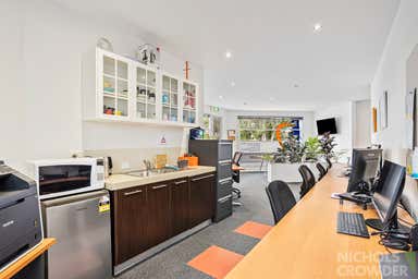 9/1 Hoylake Grove Mornington VIC 3931 - Image 4