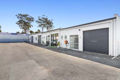 9/17 Harvest Court Southport QLD 4215 - Image 3