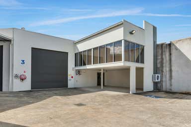 Unit 3, 4 Lysaght Street Coolum Beach QLD 4573 - Image 3