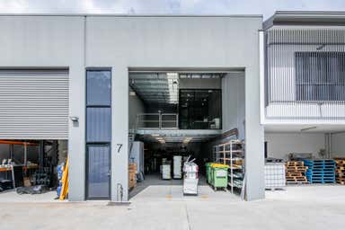 7/8 Production Avenue Molendinar QLD 4214 - Image 3