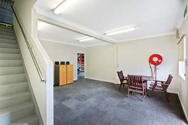 Unit 2, 26 Stenhouse Drive Cameron Park NSW 2285 - Image 4