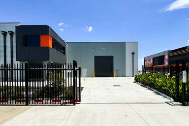 65 Futures Road Cranbourne West VIC 3977 - Image 3