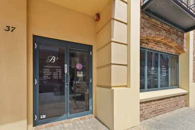 4/37 Pakenham Street Fremantle WA 6160 - Image 3