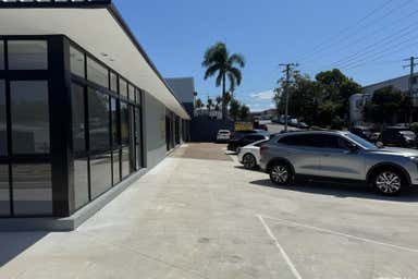 1/3 Hampton Road Burleigh Heads QLD 4220 - Image 3