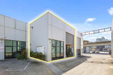 3/323-327 Ingles Street Port Melbourne VIC 3207 - Image 2