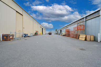 21 Bannister Road Canning Vale WA 6155 - Image 4