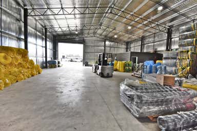 1/21 Catherine Crescent Lavington NSW 2641 - Image 4