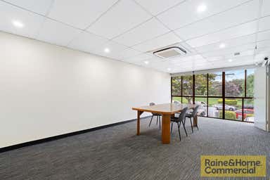 4/8 Finsbury Street Newmarket QLD 4051 - Image 4