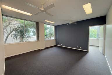 6/10 Grebe Street Peregian Beach QLD 4573 - Image 4