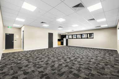 3/166 Hume Street Toowoomba City QLD 4350 - Image 3