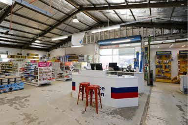 22-28 Bond Street Sale VIC 3850 - Image 3