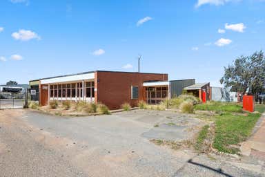 14 Peachey Road Edinburgh North SA 5113 - Image 3