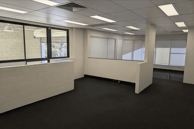 4/61 Holdsworth Street Coorparoo QLD 4151 - Image 4