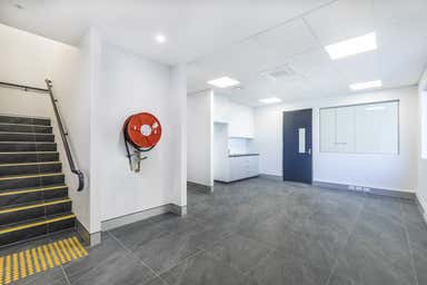 2B/670 Macarthur Avenue Pinkenba QLD 4008 - Image 3