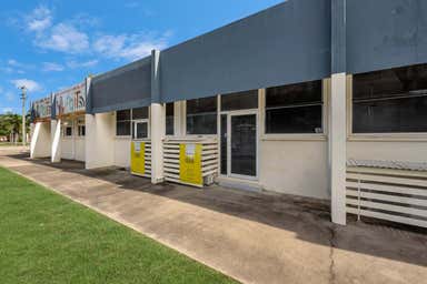 4/36-40 Ingham Road West End QLD 4810 - Image 3