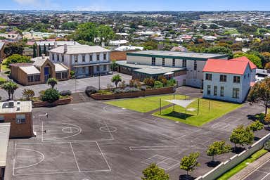 42 Canterbury Road Warrnambool VIC 3280 - Image 3