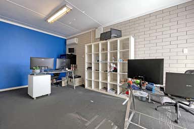 14 Dellamarta Road Wangara WA 6065 - Image 4